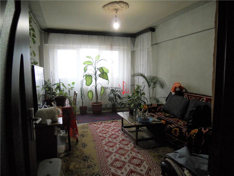 Apartament 4 camere, decomandate, 90mp, bloc 1984,  Basarabia - Arena Nationala